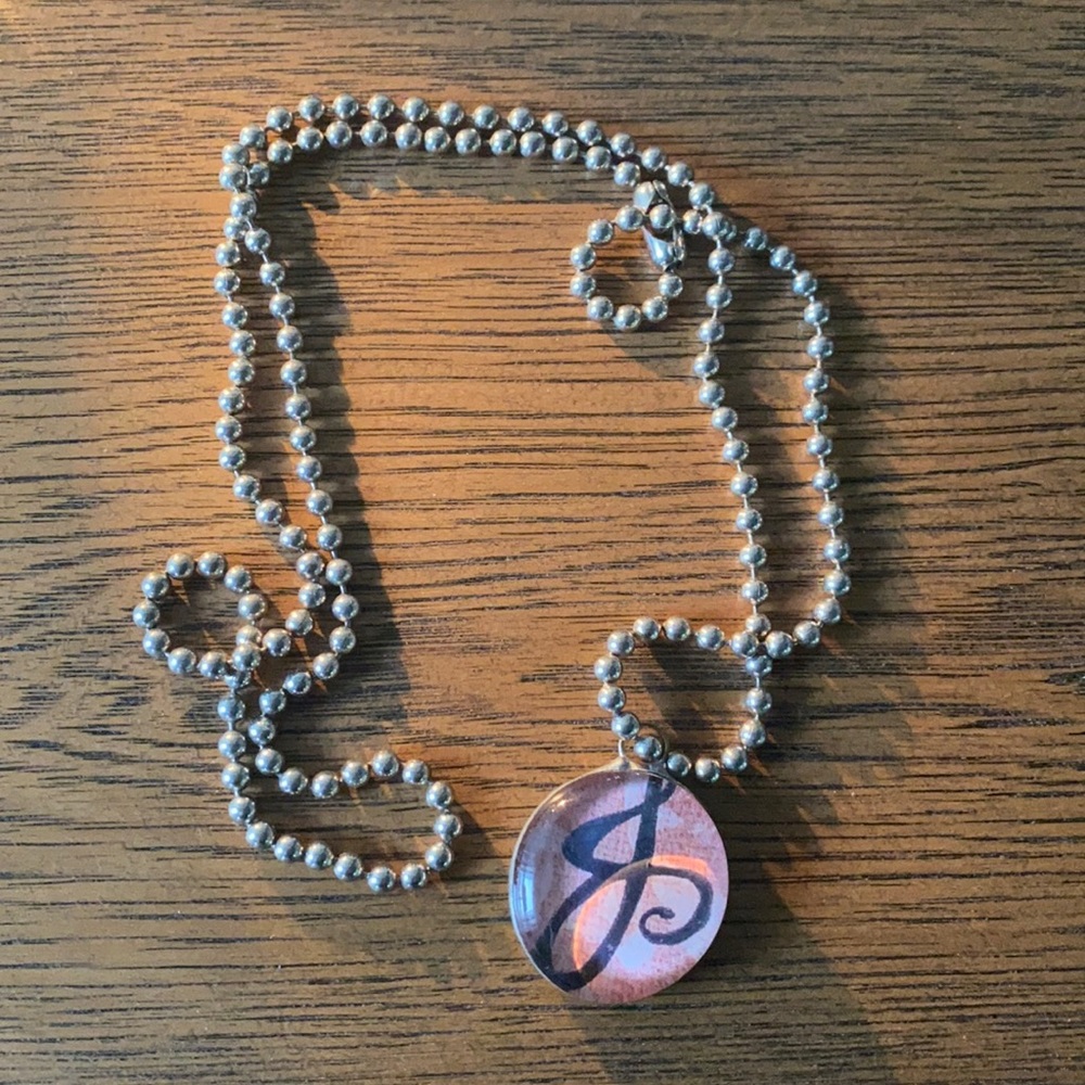 Chain initial necklace